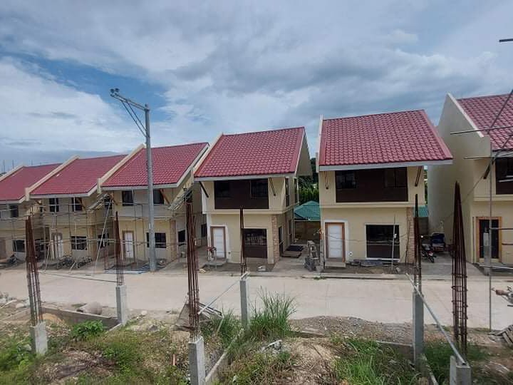 3-Bedroom Single-Attached House and Lot For Sale in a Gated Cebu City ...