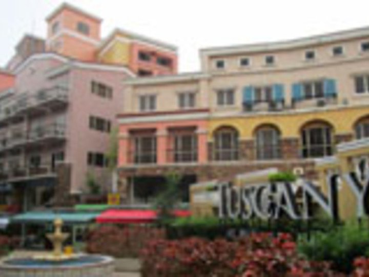 Foreclosed 92.40 sqm 2-bedroom Residential Condo For Sale in Taguig