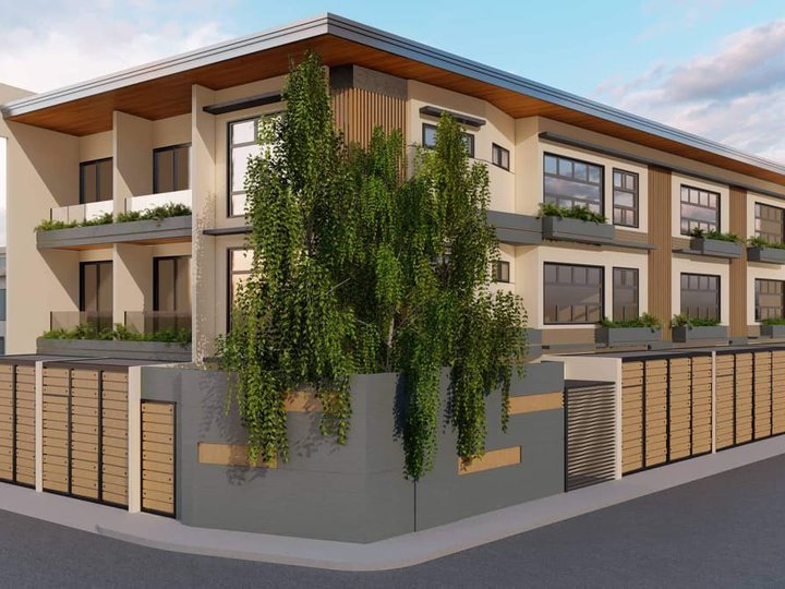 PRE Selling / Ongoing Construction Brand New Modern & Spacious 3 - Sto