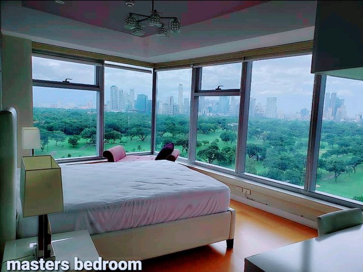 3 bedroom w/ maid's room in  BGC ready for occupancy  Golf Course view
