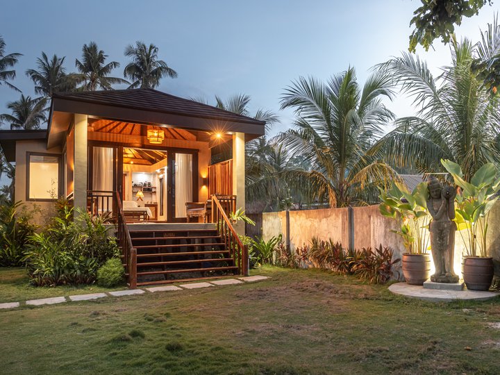 SIARGAO ISLAND - LUXURY BEACHFRONT VILLA