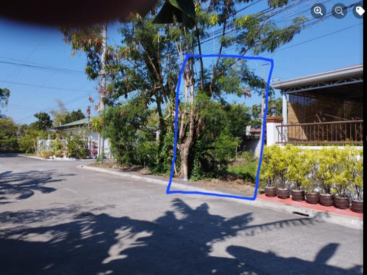 Lot for sale, peaceful environment