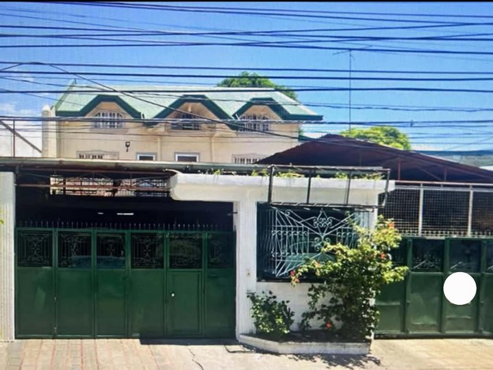 HOUSE AND LOT FOR SALE IN BETTER LIVING PARANAQUE