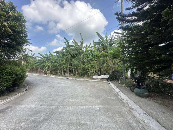RESIDENTIAL LOT near CALAX / NUVALI / FORA MALL TAGAYTAY