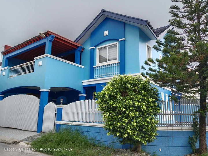 CORNER LOT 4-bedroom Single Detached House For Sale in Bacoor Cavite