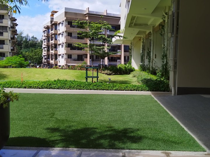 2BR fully furnished with parking for rent near BGC McKinley hill SM Aura