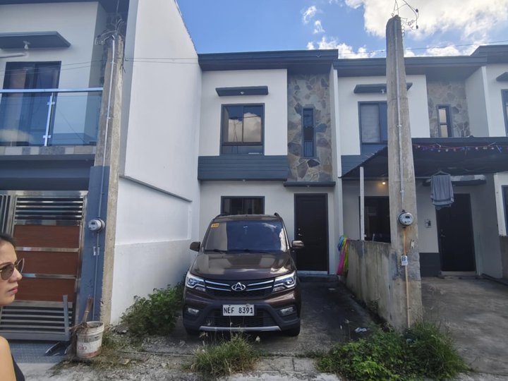 Pasalo Semi Complete Townhouse at Dasma Cavite