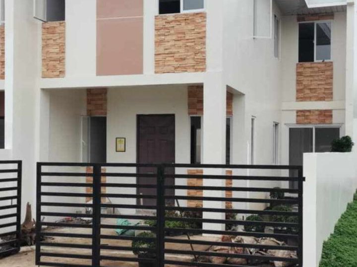 A preselling soon RFO  2 br Townhouse in PAdre Garcia Batangas