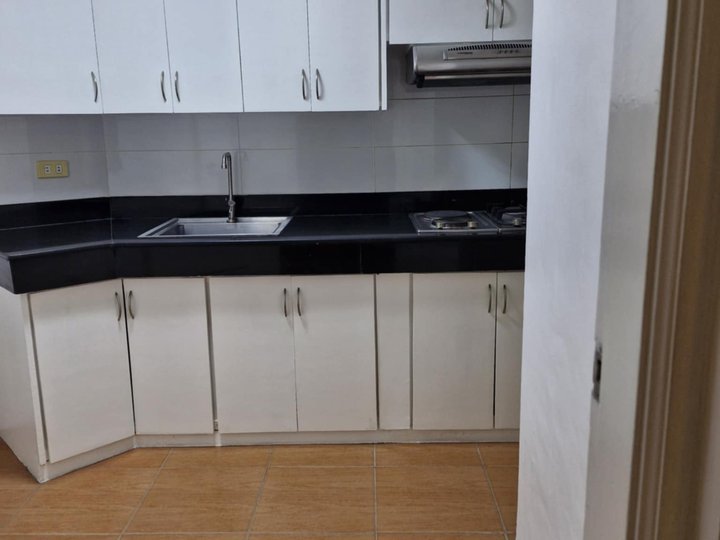 Renovated 100.40 sqm 3-bedroom Residential Condo For Sale in Ortigas Pasig