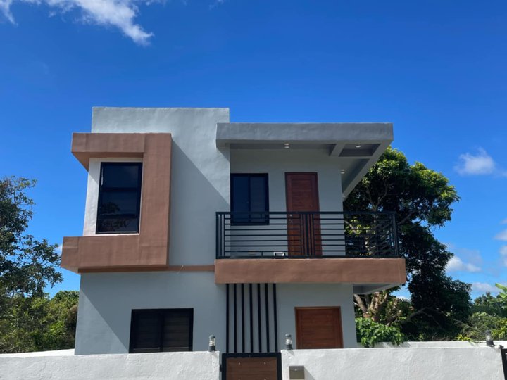 MURANG HOUSE and LOT in TAGAYTAY CITY