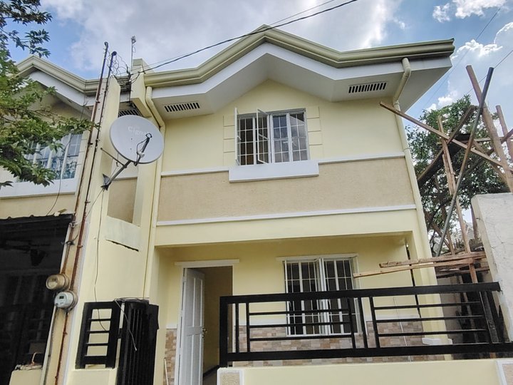 Pre-Owned 2-bedroom Townhouse For Sale