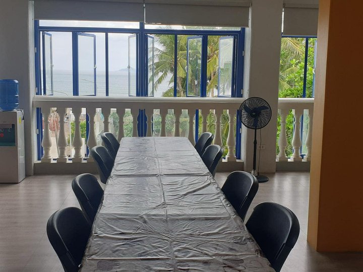 Hotel Resort beach front. Operational