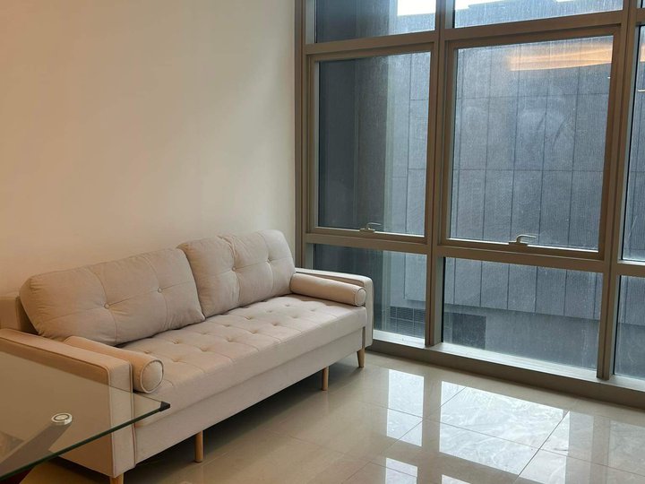 1 Bedroom With Parking in BGC West Gallery