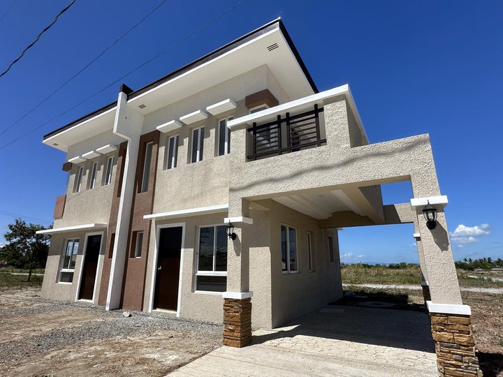 3-bedroom Duplex / Twin House For Sale in Calamba Laguna