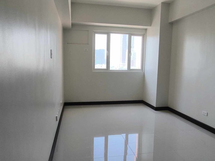 For sale condominium in pasay near Entertainment City's