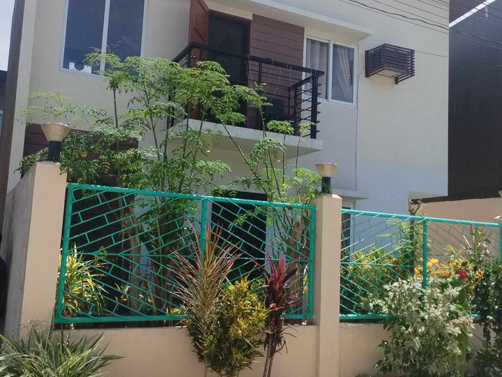 4-bedroom Single Detached House For Sale in Minglanilla Cebu