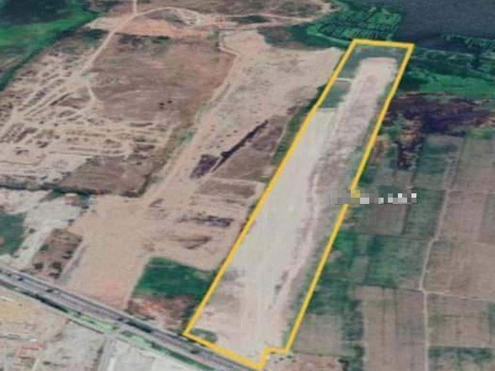 12.7 Hectares Raw Land For Sale in Taguig