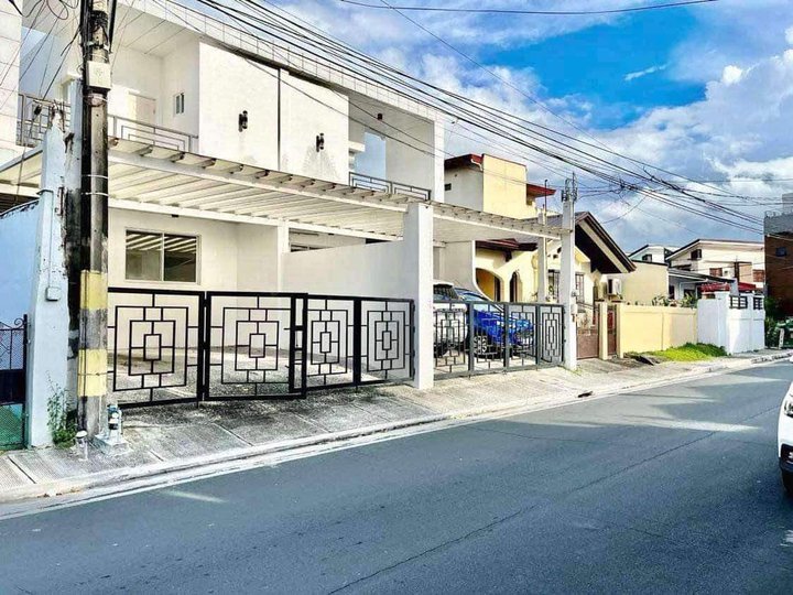 Pre-Owned 3-bedroom Duplex House For Sale in Las Pinas