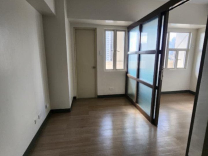 32.58 sqm 1-bedroom Condo For Sale in Pasay Taft Metro Manila