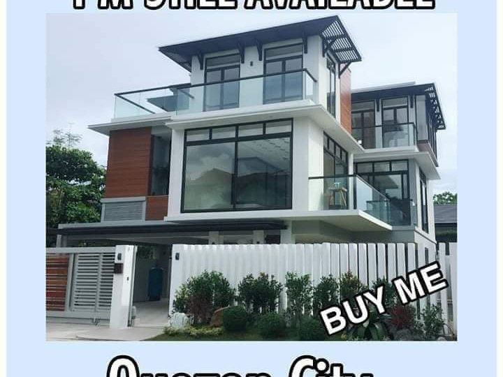 FOR SALE ELEGANT CASA MILAN EXECUTIVE HOUSE IN LOT IN QUEZON CITY M