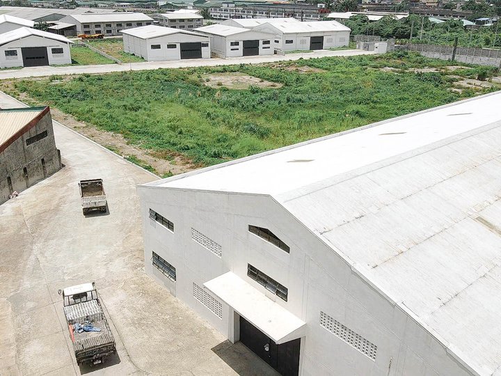 Lot Only Good for Warehouse  at Mindanao Avenue