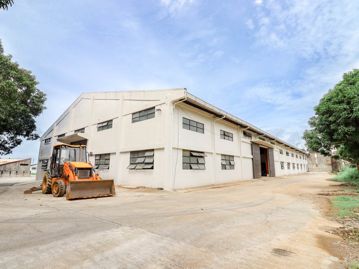 Warehouse at Mindanao Avenue Quezon City