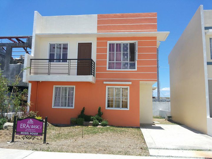 Era 4-bedroom Single Attached House For Sale in Imus Cavite