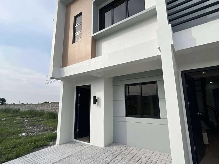 RFO 2-Bedroom Townhouse for Sale in Mabalacat near Clark