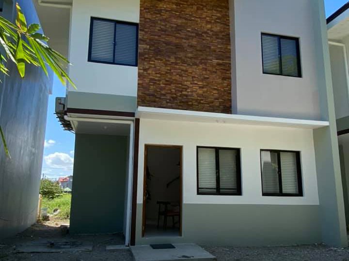 Two Storey Single Attached House and Lot in Sta. Rosa Laguna 500m SM