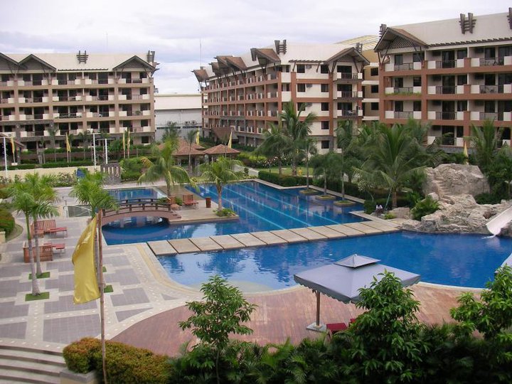 57.00 sqm 2-bedroom Condo For Sale in Las Pinas Metro Manila