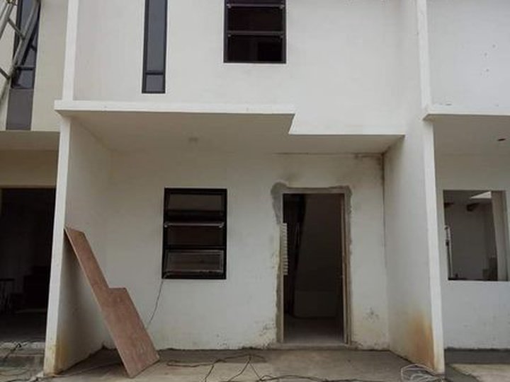 Pre-selling 2-bedroom Townhouse For Sale in Cebu City Cebu