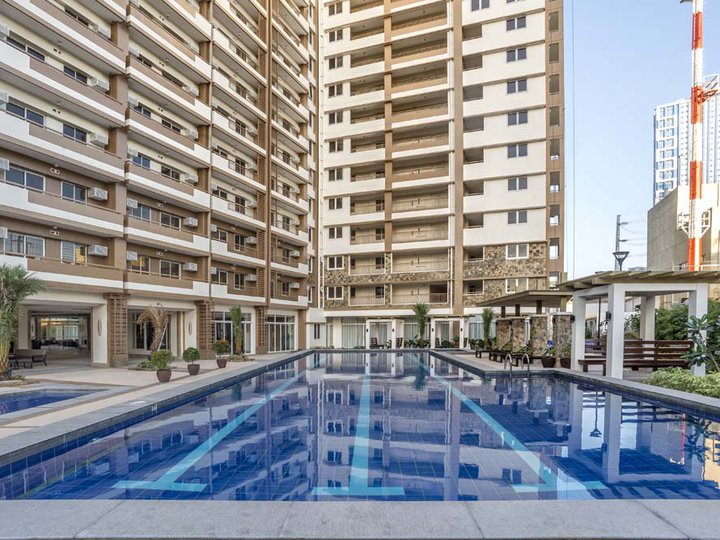 Penthouse 1 Bedroom Unit For Sale at One Castilla Place