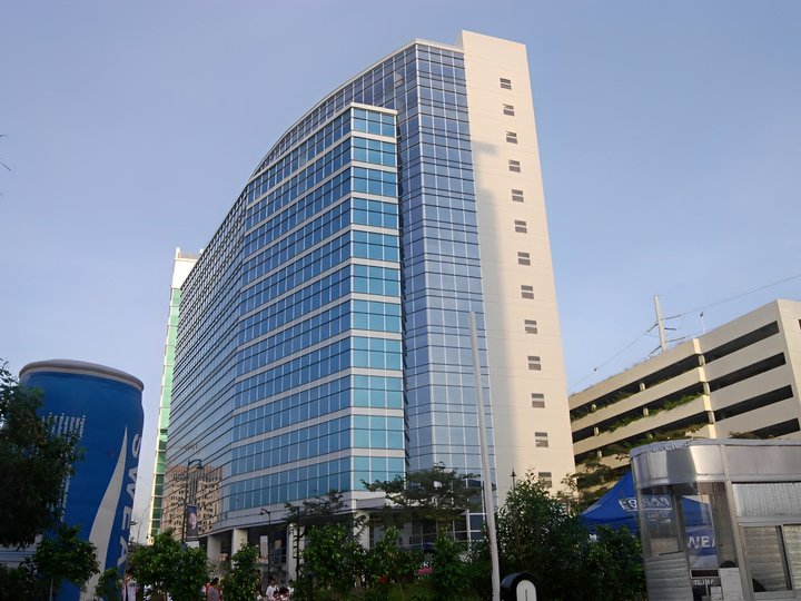 For Rent: 593 sqm Office Space in McKinley Hill, Taguig