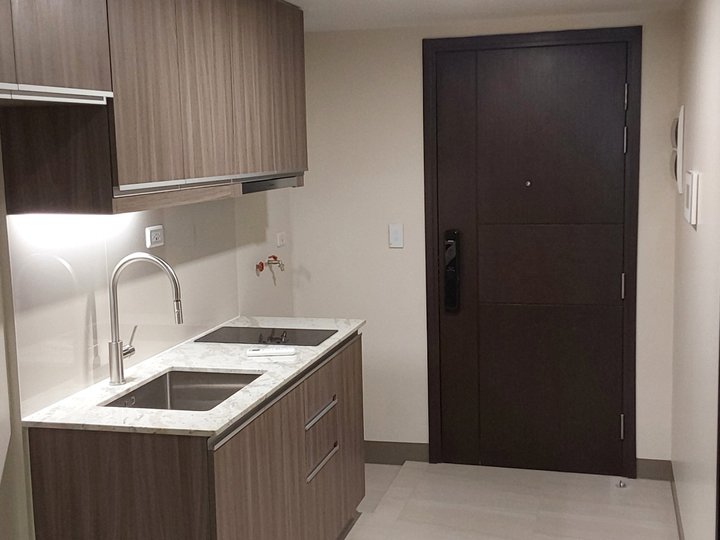 Ready for Occupancy  1 Bedroom Condo for sale along BGC, Taguig City