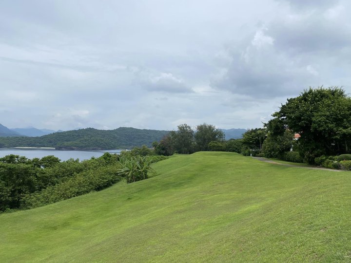 House & Lot In Peninsula at Punta Fuego Batangas For Sale