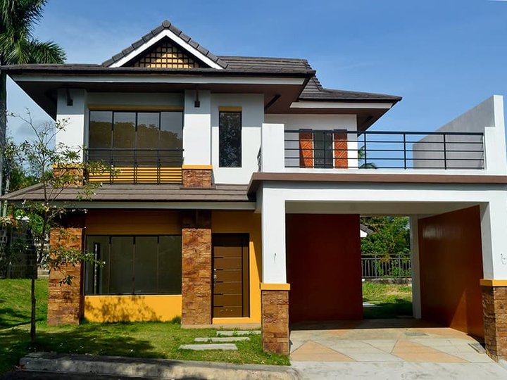 Residential Resort 3-bedroom House and Lot For Sale near Tagaytay