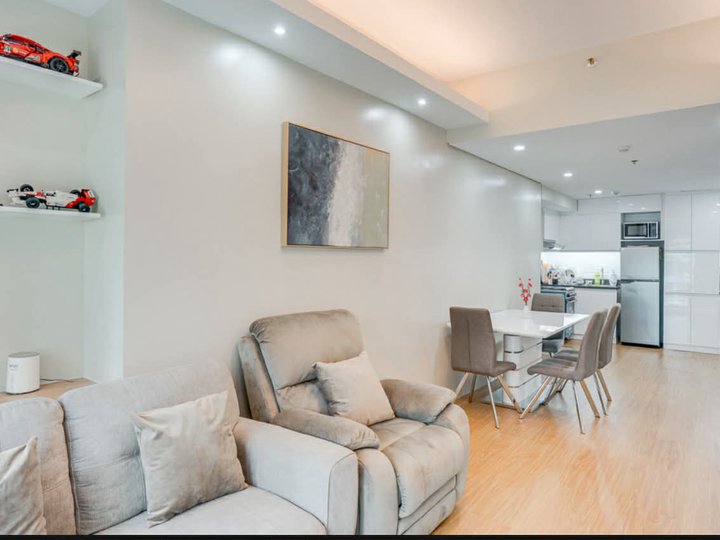 SALE: 2 BR Condo at Park West, BGC (15th FL)