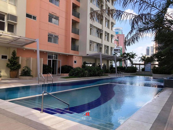 Studio Unit Paseo De Roces l For Lease