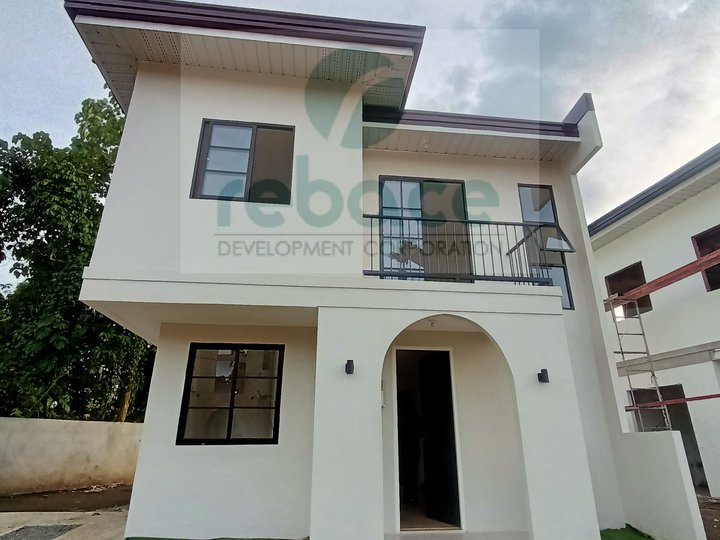 3-bedroom Single Attached House For Sale in San Pablo Laguna