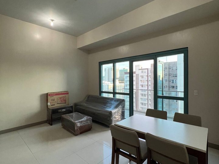 For sale condo in BGC ready for occupancy and rent to own