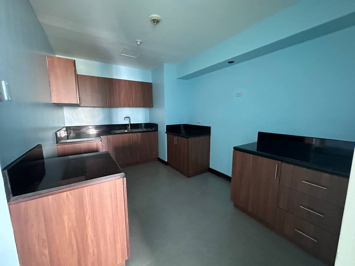 82.00 sqm 2-bedroom Condo For Sale in Pasay Metro Manila