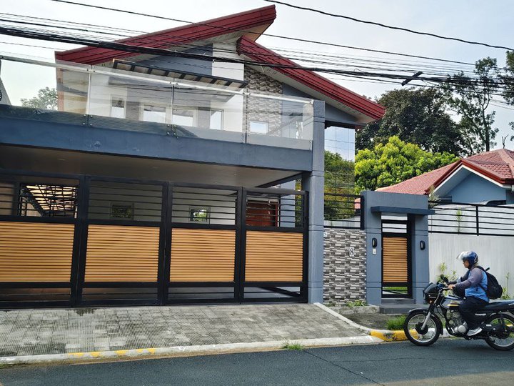 55M 2 Storey House and Lot for Sale in Dona Carmen Heights, Commonwealth Ave., Quezon City