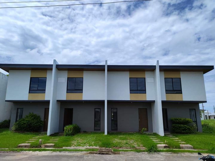 2 BEDROOM TOWNHOUSES FOR SALE IN CAPAS, TARLAC.