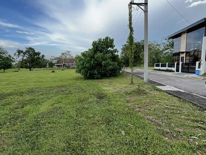 Phase 1 Lot in Summitpoint Golf and Country Club Estate - Lipa