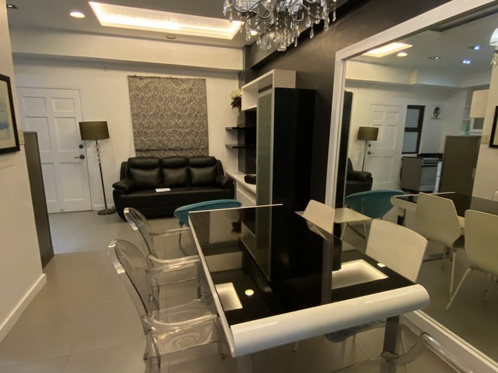 Rush Sale! Interior Designed 2 Bedroom w/ Parking Slot in Rosewood Pointe, Acacia Estates, Taguig