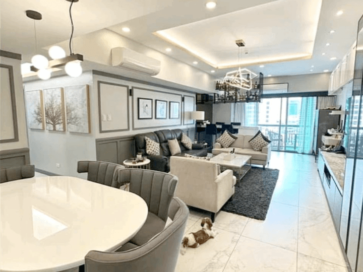 Residential Condo For Sale in Legazpi Village, Makati City