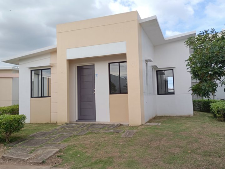 2-bedroom Single Detached House and Lot For Sale in Pineview RFO