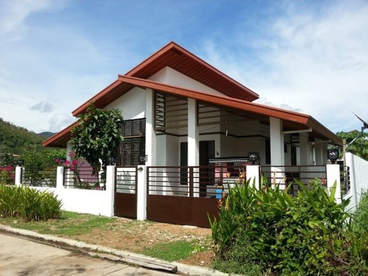 2 bedroom townhouse with an office space for Sale in Coron Palawan