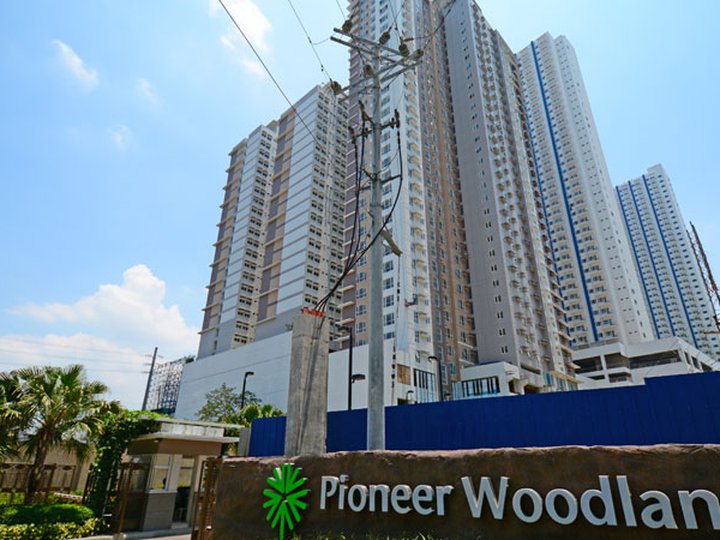 50.32 sqm 2 Bedroom Condo For Sale in Pioneer Mandaluyong Metro Manila