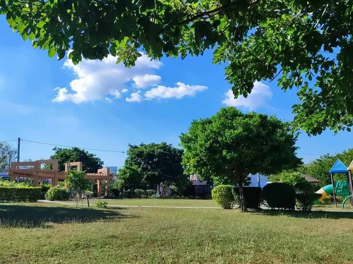 Classy 121 sqm Single Attached House and Lot For Sale in The Glens at Parkspring San Pedro Laguna